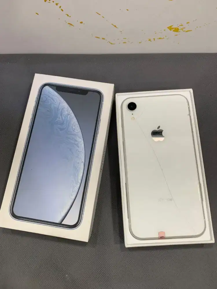 IPhone Xr 64GB Wifi only, Fullset