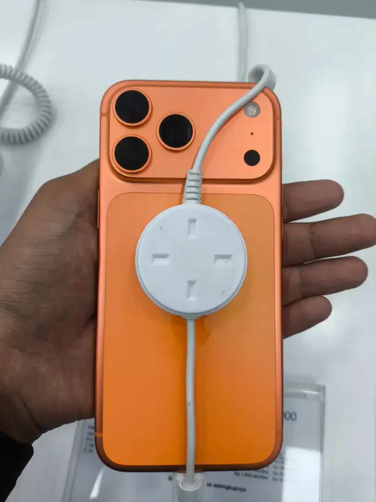 CICILAN IPHONE 17 PRO MAX 256GB