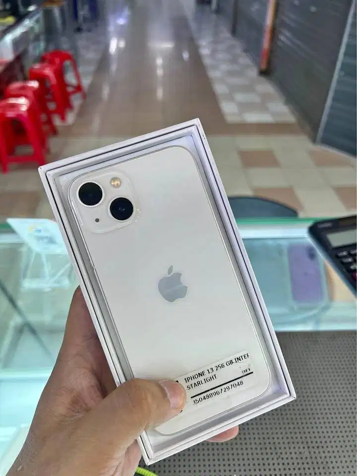 Iphone 13 256 GB INTER (Starlight)Jossjiss