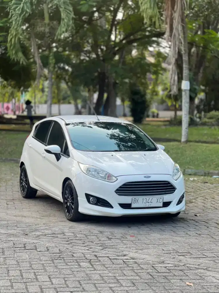 FORD FIESTA 1.0 ECOBOOST A/T 2014 - jazz - yaris - mazda2 - juke