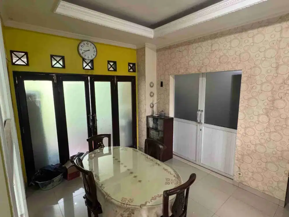 Disewakan rumah 160m 33juta tahun nego kamar 5 kamar mandi 3 ddalam perumahan jl studio alam TVRI depok