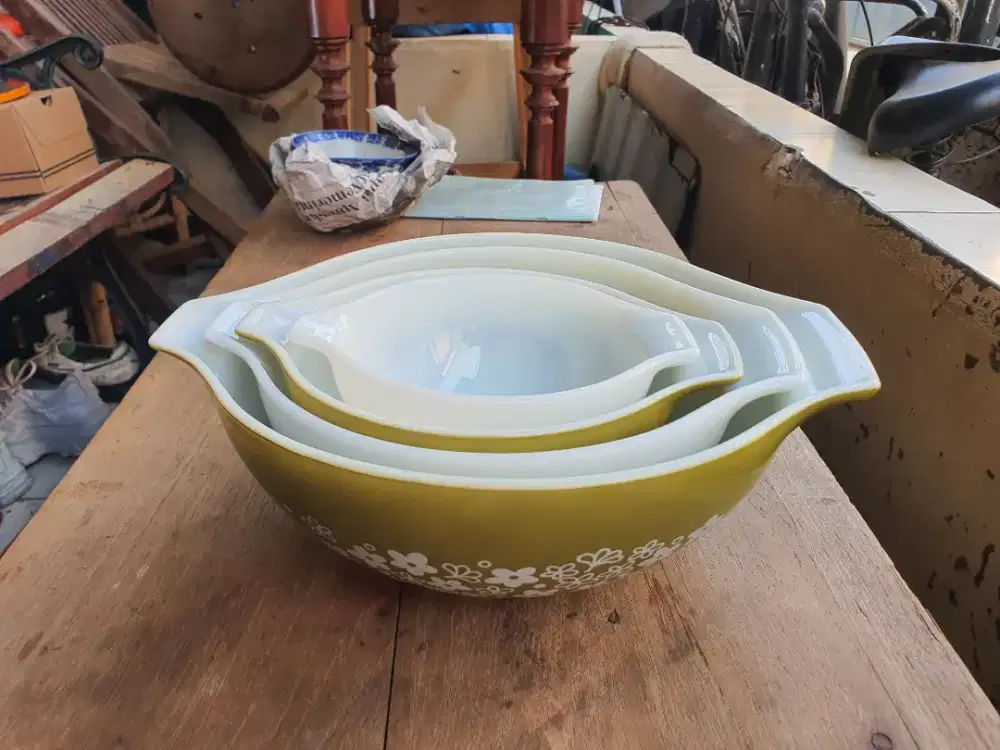 Wadah susun pyrex