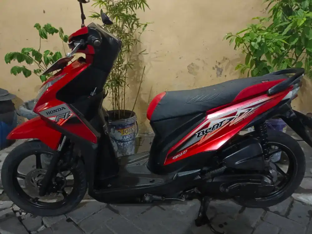 Honda beat fi 2013 mulus masih orian surat lkp hidup, sby