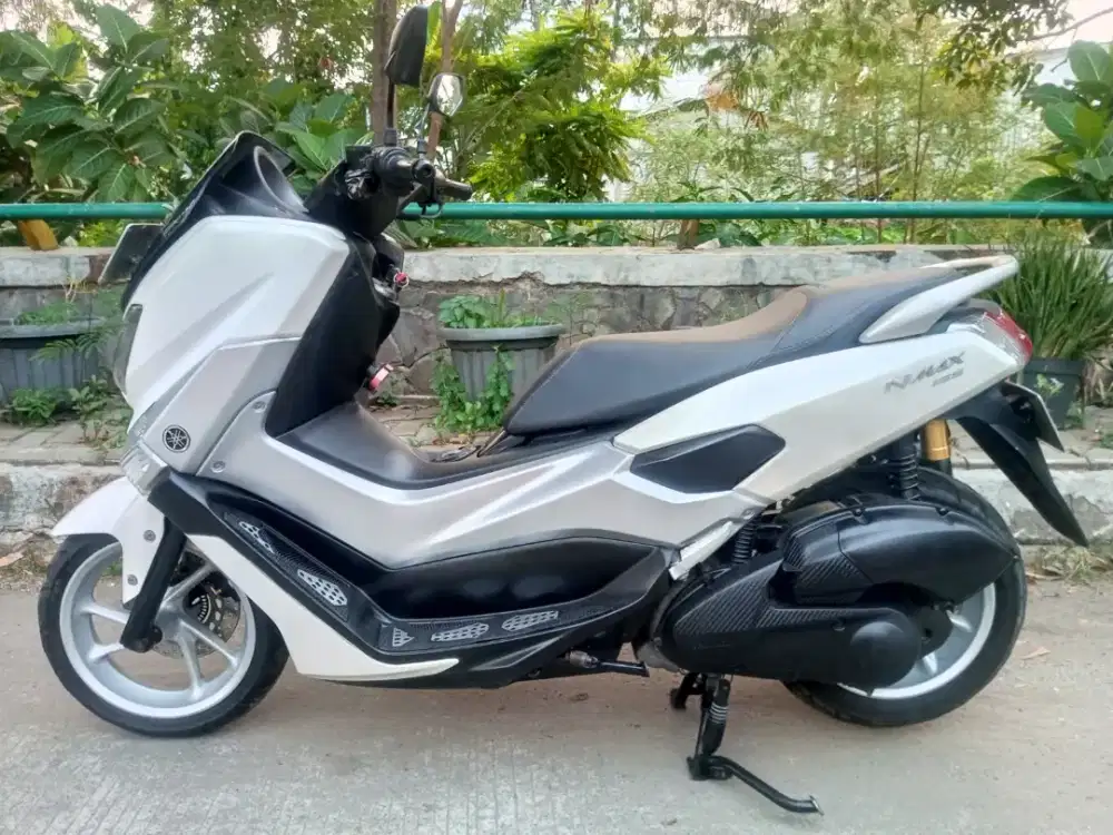 YAMAHA N MAX 2018
