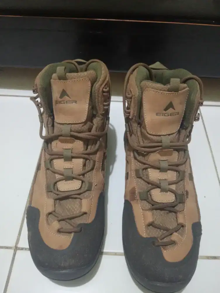 Sepatu Outdoor Eiger Pollock II