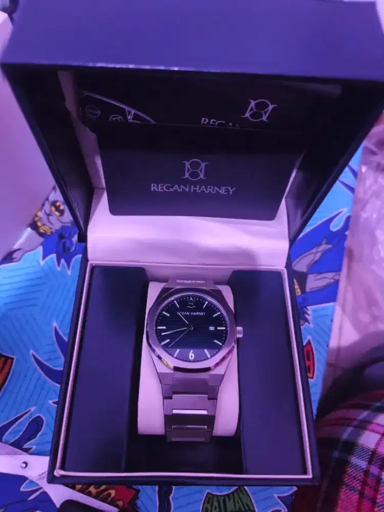 Jual Cepat jam tangan Regan Harney