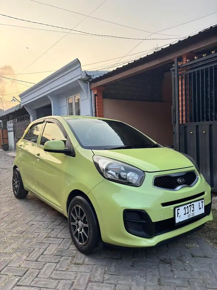 Kia Picanto 2014 MT limited Edision Warna Lemon Grass