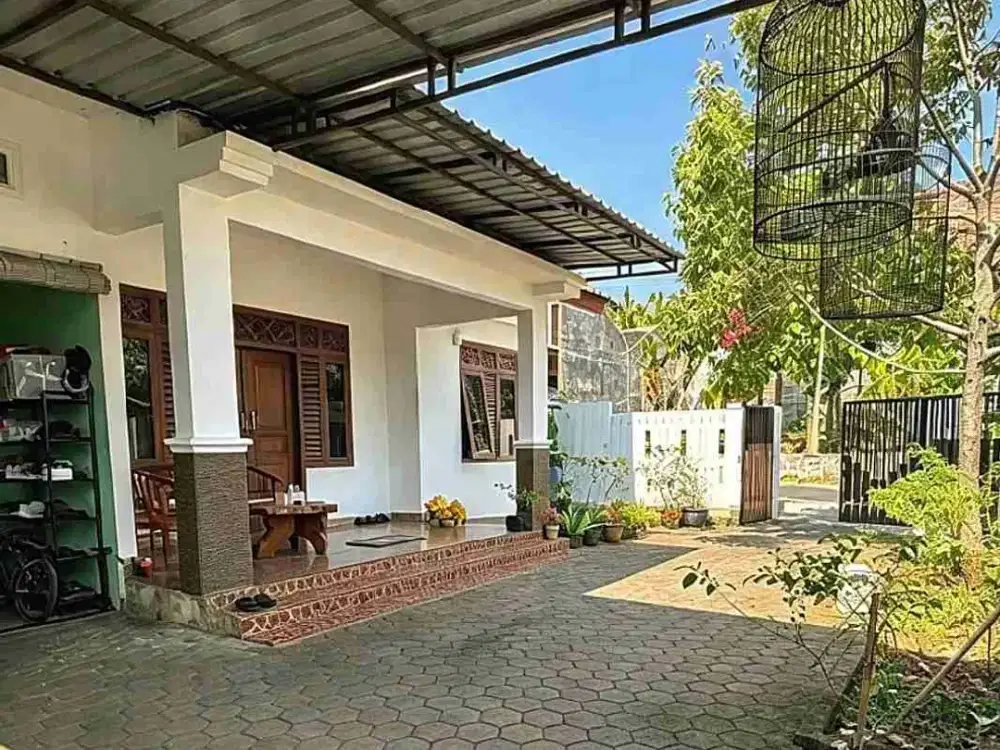 Rumah candi Penataran semarang barat