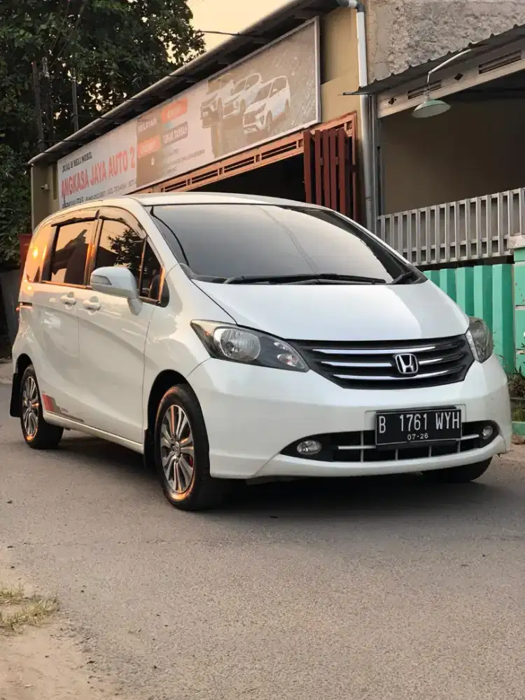 Honda Freed PSD 2010