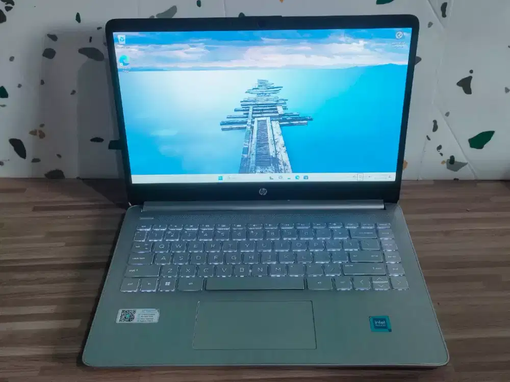 Laptop HP 14s - dq3109TU