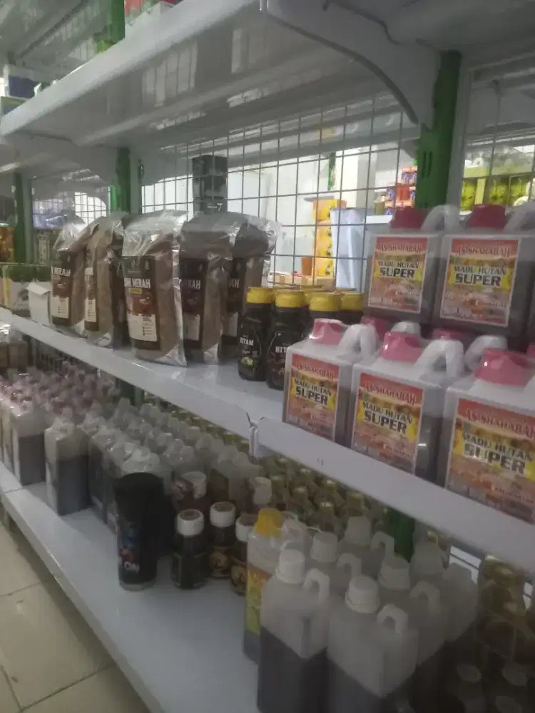 Rak rak mini market buat tokoh