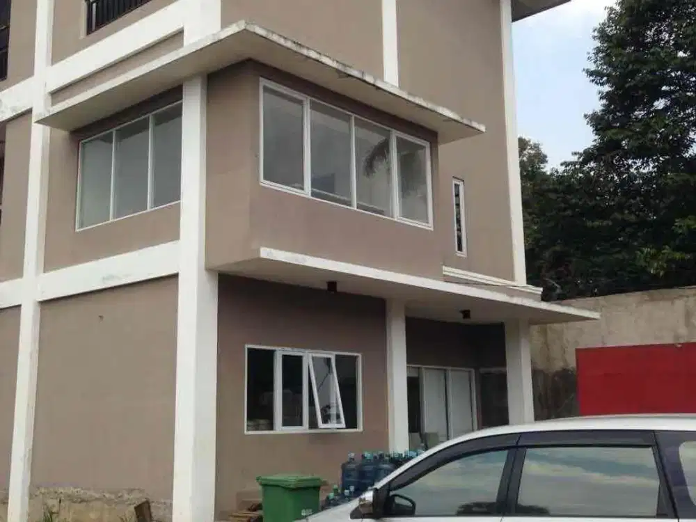 Dijual Bangunan Komersil untuk Usaha Di Pinggir Jalan Raya Kemang Bogor Parung