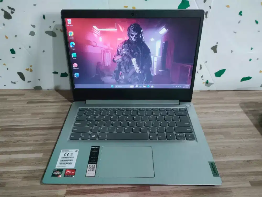 Laptop Lenovo Slim 3-14ADA