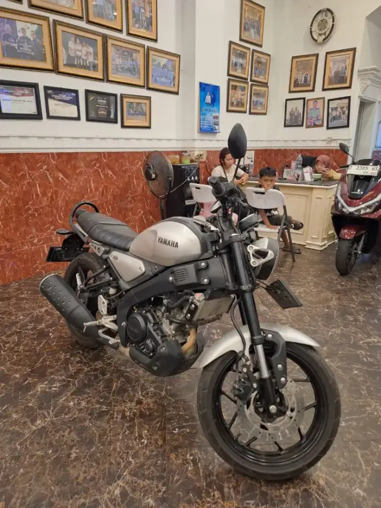 Hub ima DP PROMO XSR 155 2023 . KM LOW Free Oli Servis Garansi Mesin