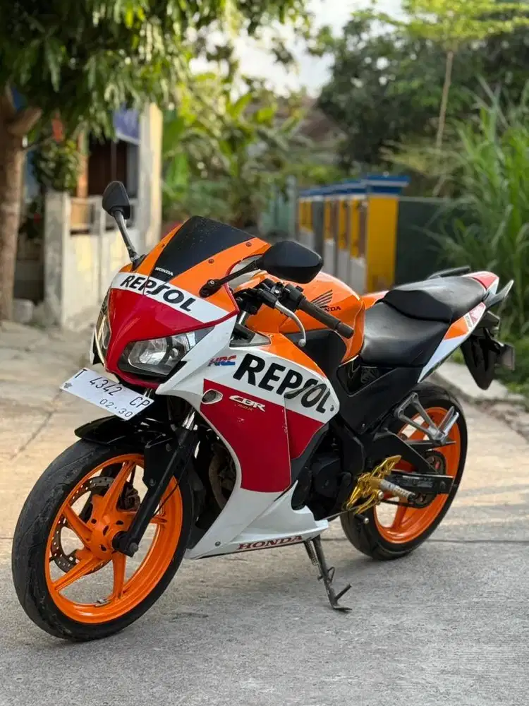 Cbr 2016 plat t lengkap