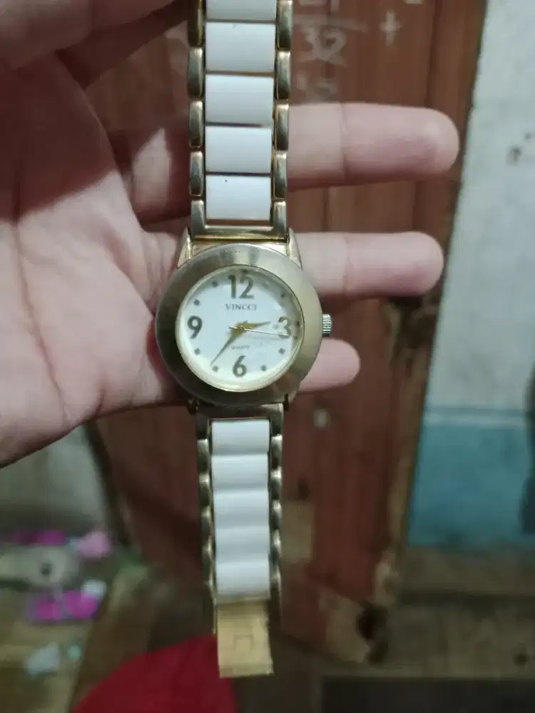 JAM TANGAN VINCI KONDISI BEKAS