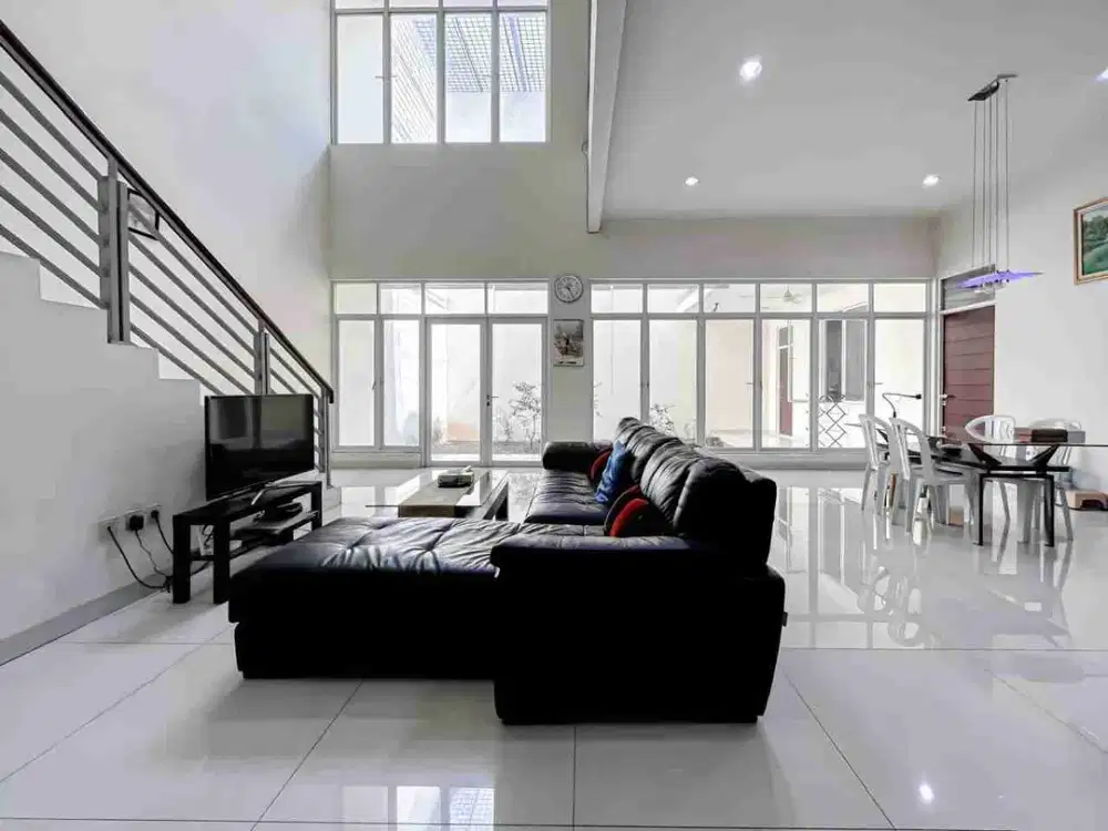 Rumah Taman Permata Buana Jakbar Lebar 12m