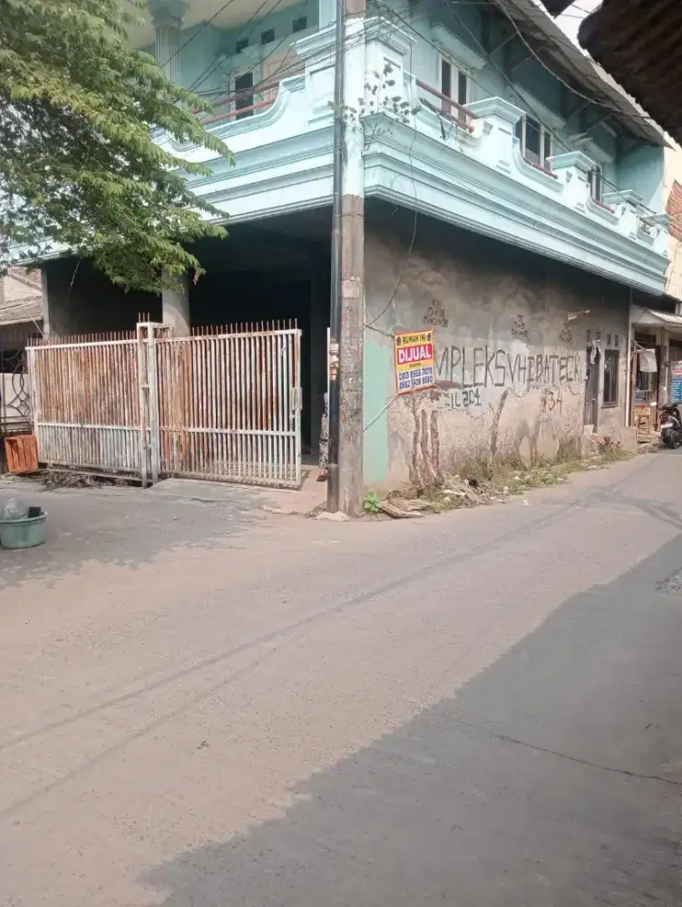Di Jual atau di Kontrakan