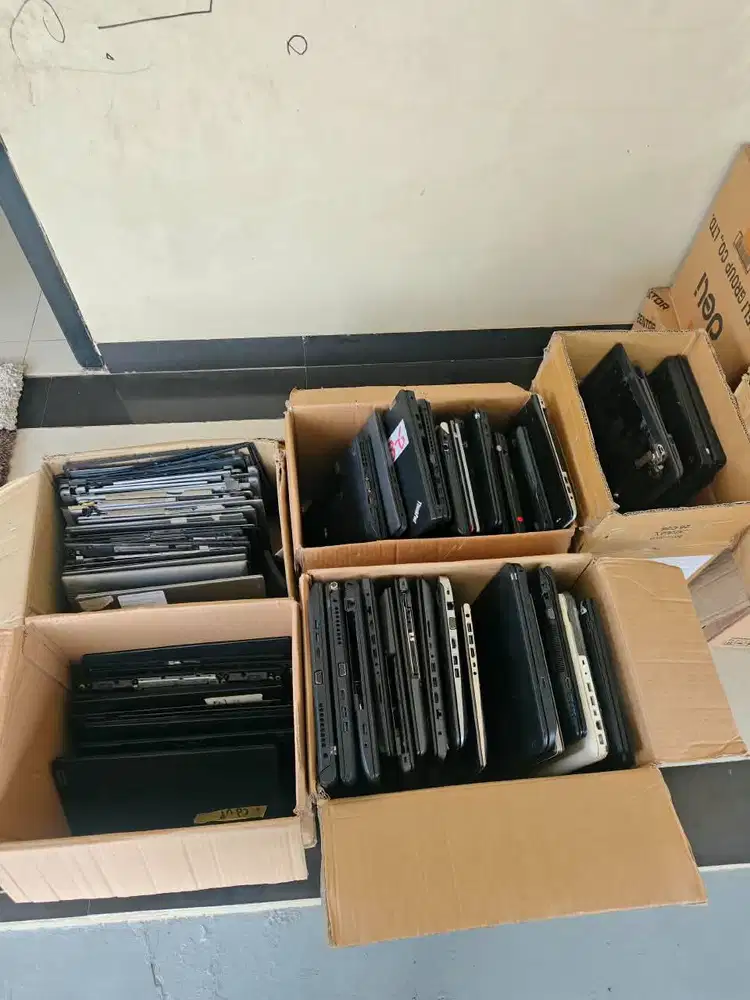 Laptop Mati Total Untuk Kanibalan
