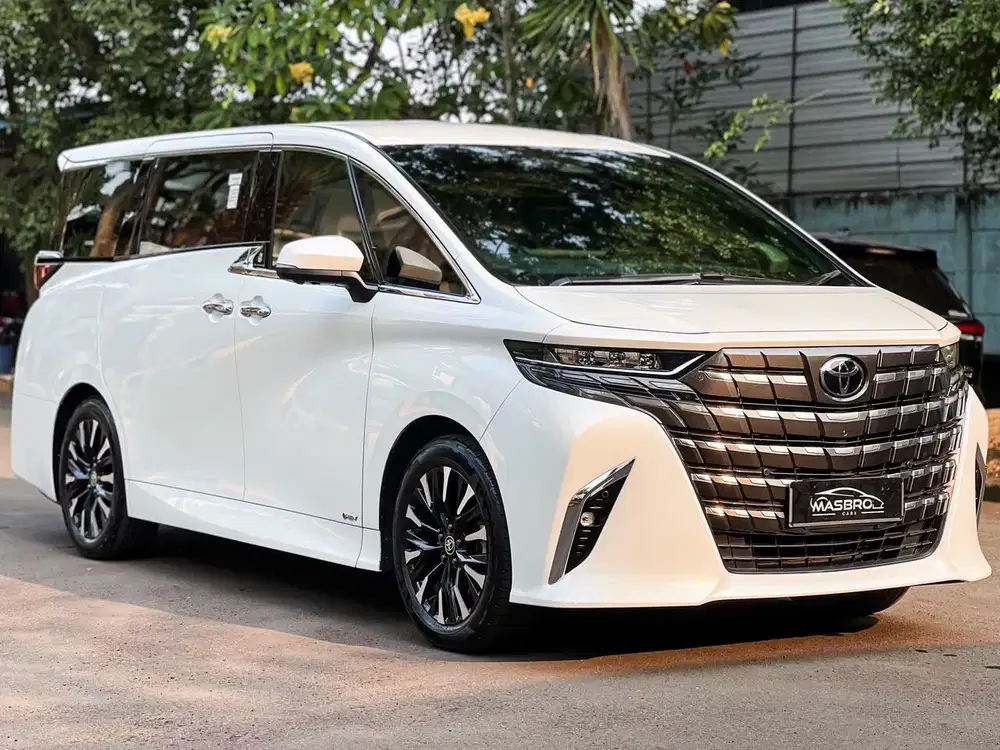 Toyota Alphard HEV 2025 8rb KM LIKE NEW tangan pertama no minus