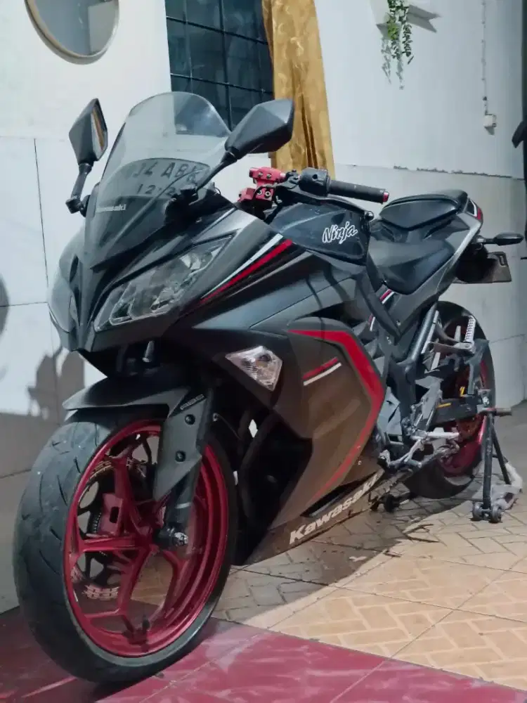 Ninja 250 fi abs  tahun 2016 low km 24rb/tt boleh cash boleh
