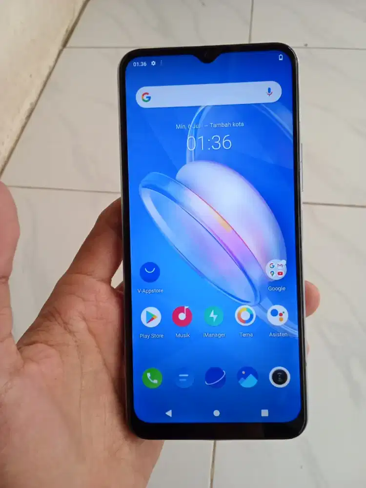 Vivo y17 8/256 refubish