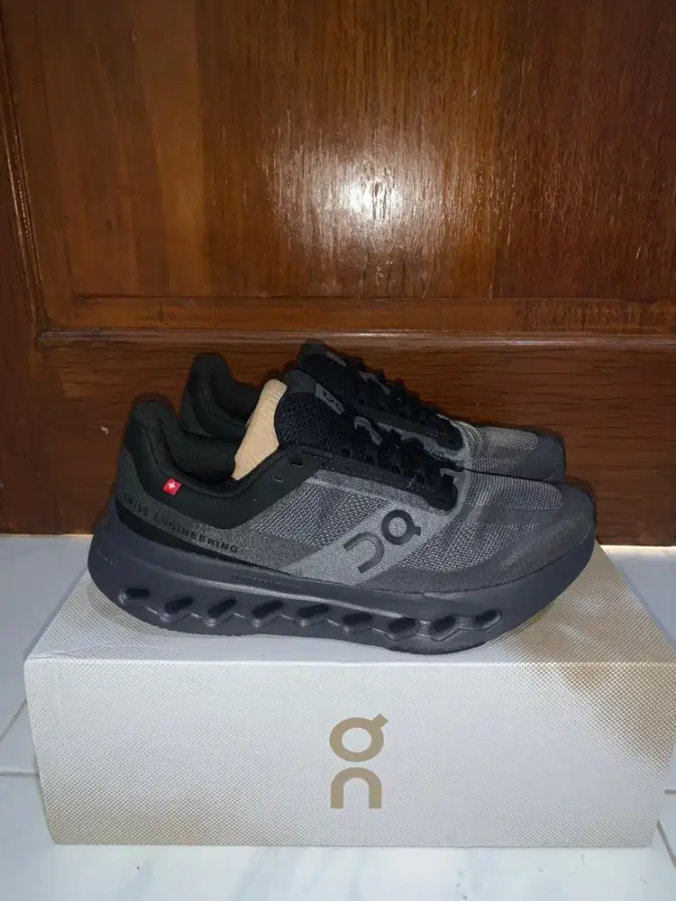 On Cloudsurfer Next Sepatu Lari Pria/Wanita
