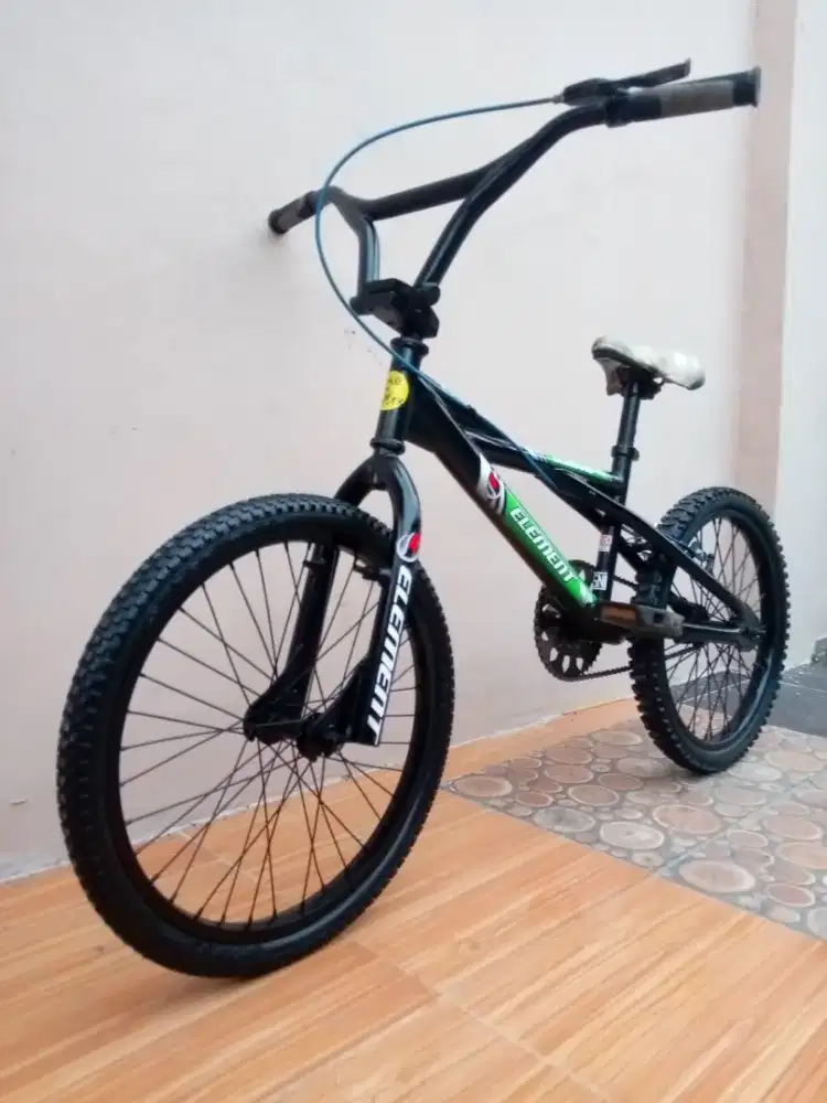 Dijual Sepeda BMX 20. Noken MULUS SIAP PAKAI lokasi KEMILING, Nego