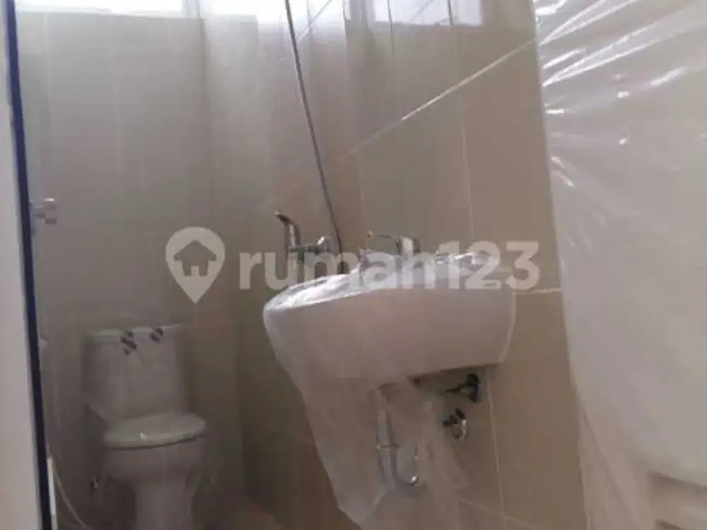 Rumah Bagus 2 Lantai Cluster Amarillo Village Gading Serpong