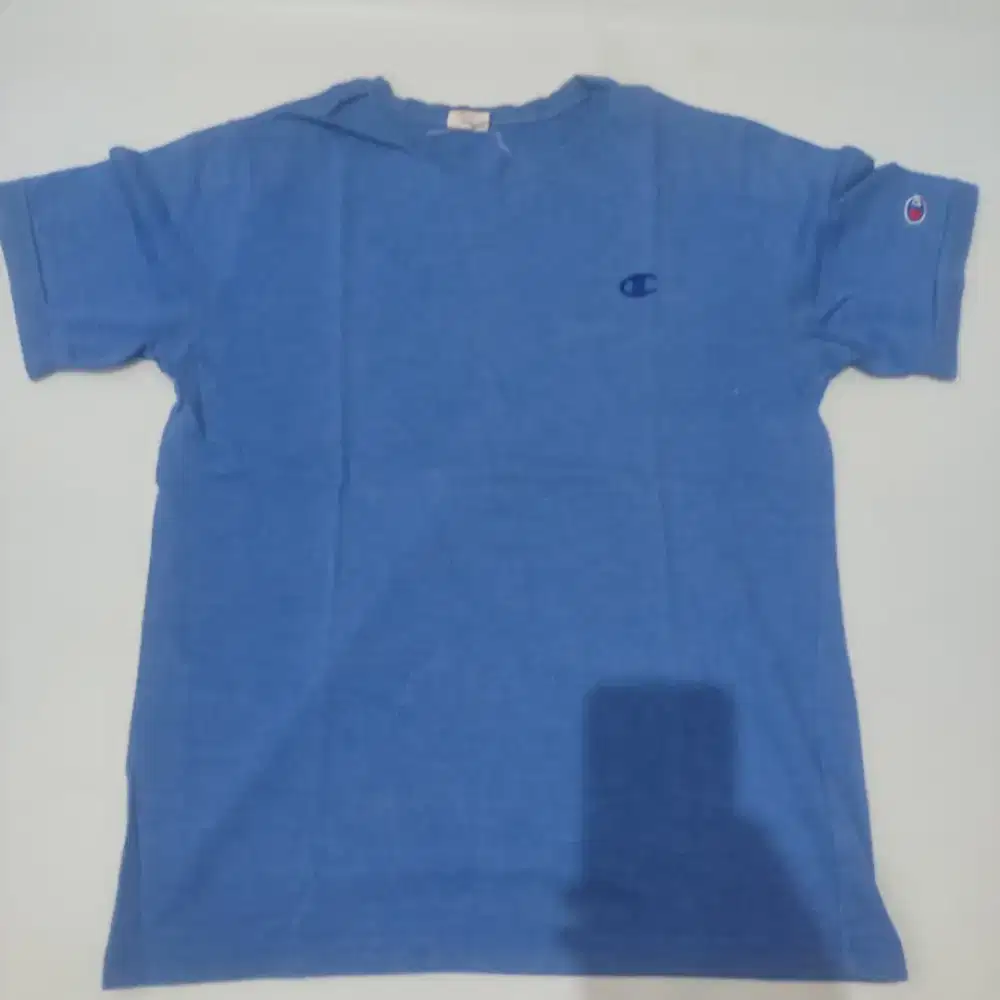 Champion Kaos Lengan Pendek