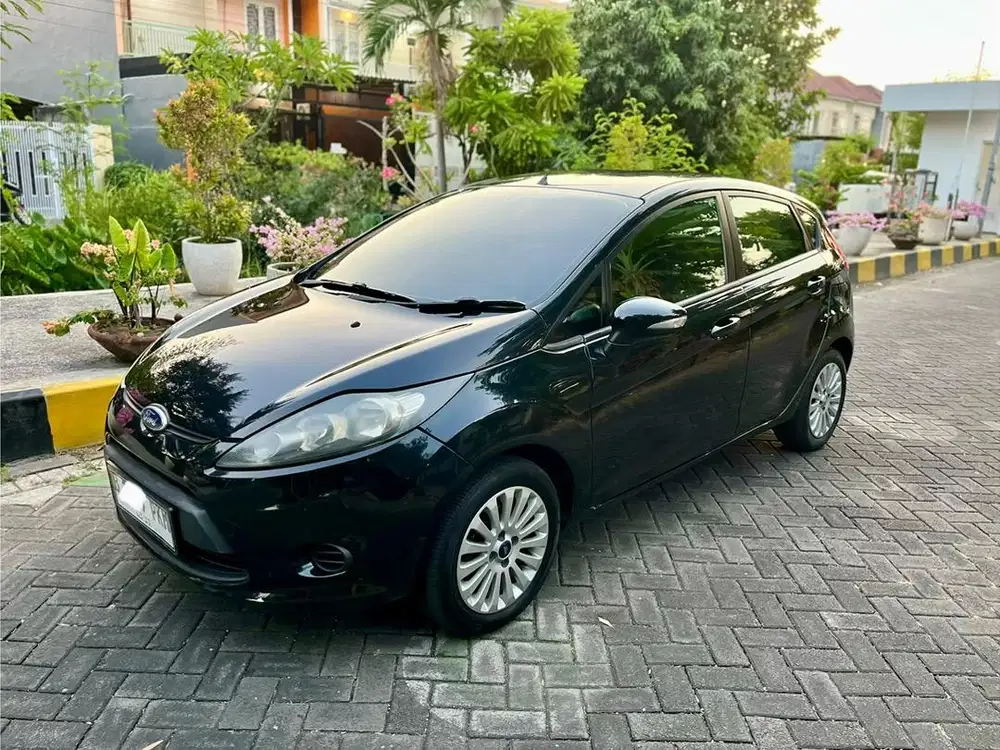 Ford Fiesta 1.4 M/T Pajak On HU Android!