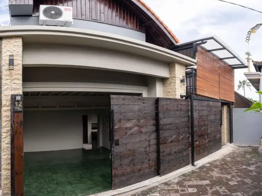 Rumah Modern 2 Lantai 3 Kamar Tidur Full Furnished di Muding