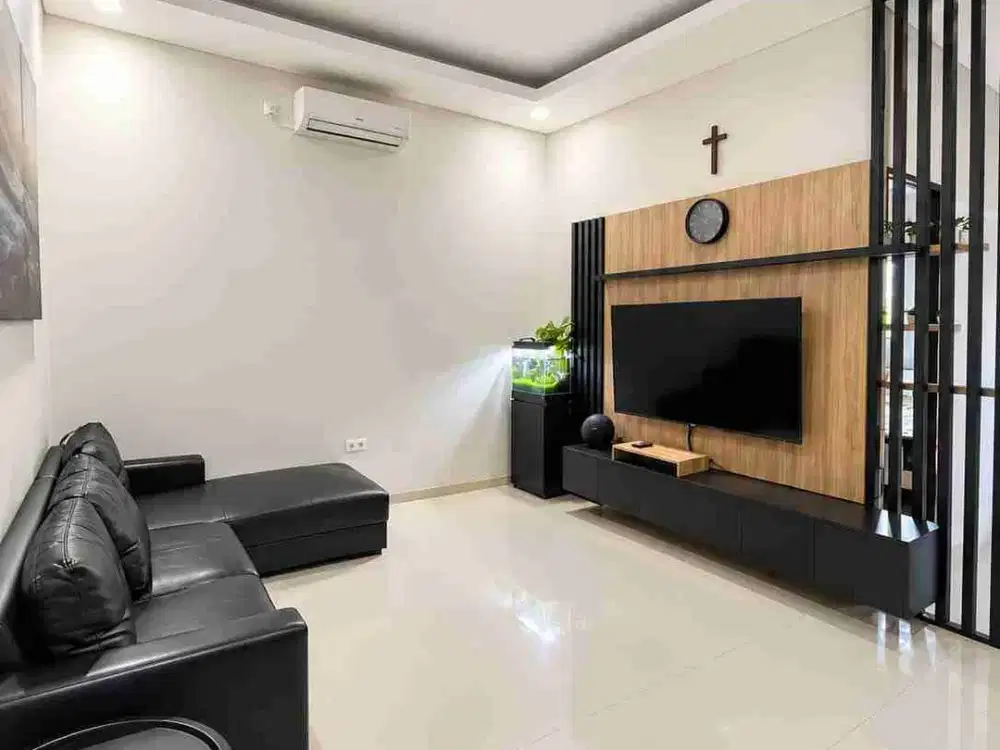 Rumah Semifurnished Taman Holis Indah Bandung, Tanah Luas 198 m², Harga Rp2,5 M