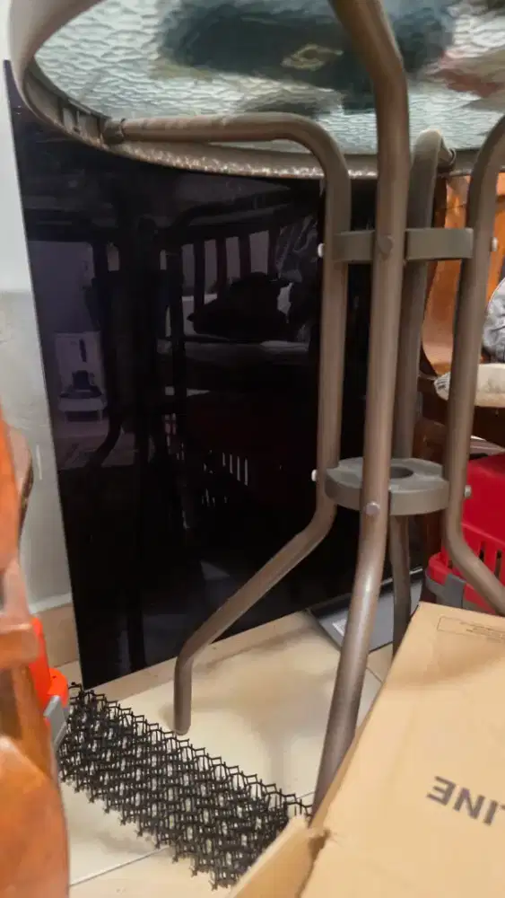 LG TV Layar OLED Rusak