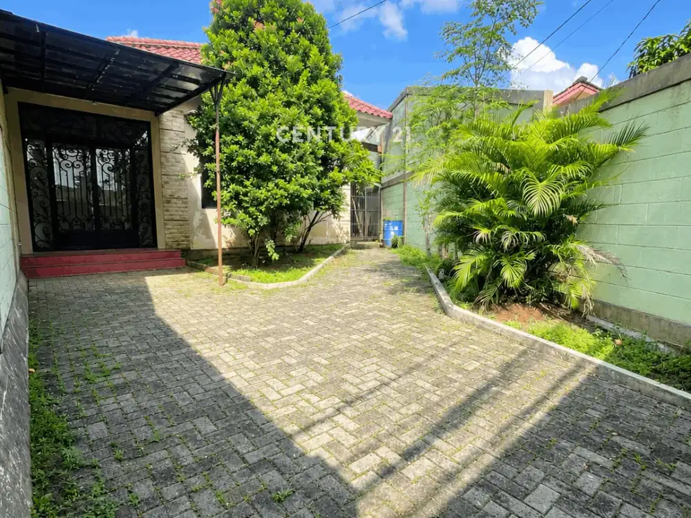 Rumah Hommy Pinggir Jalan Raya Dekat Kampus Di Pamulang Bs 19192