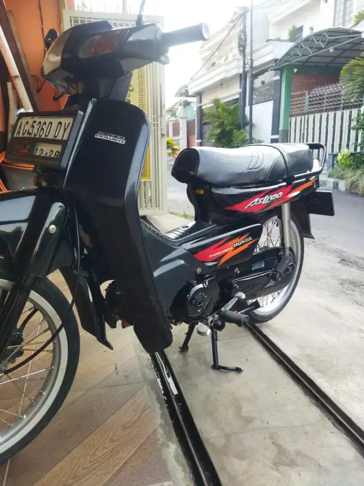 Honda Astrea grand
