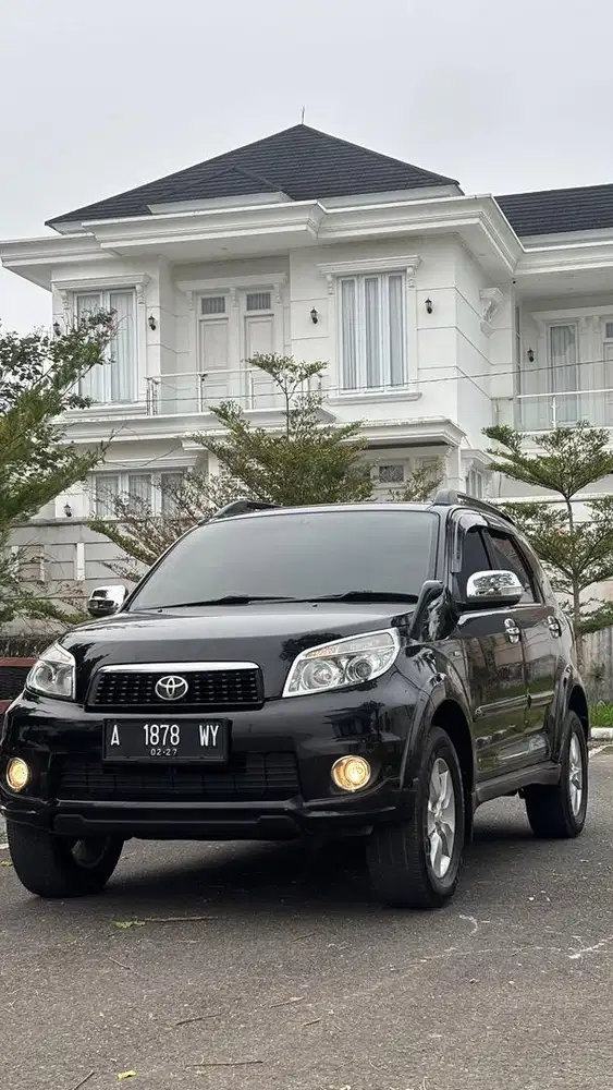 RUSH type S istimewa