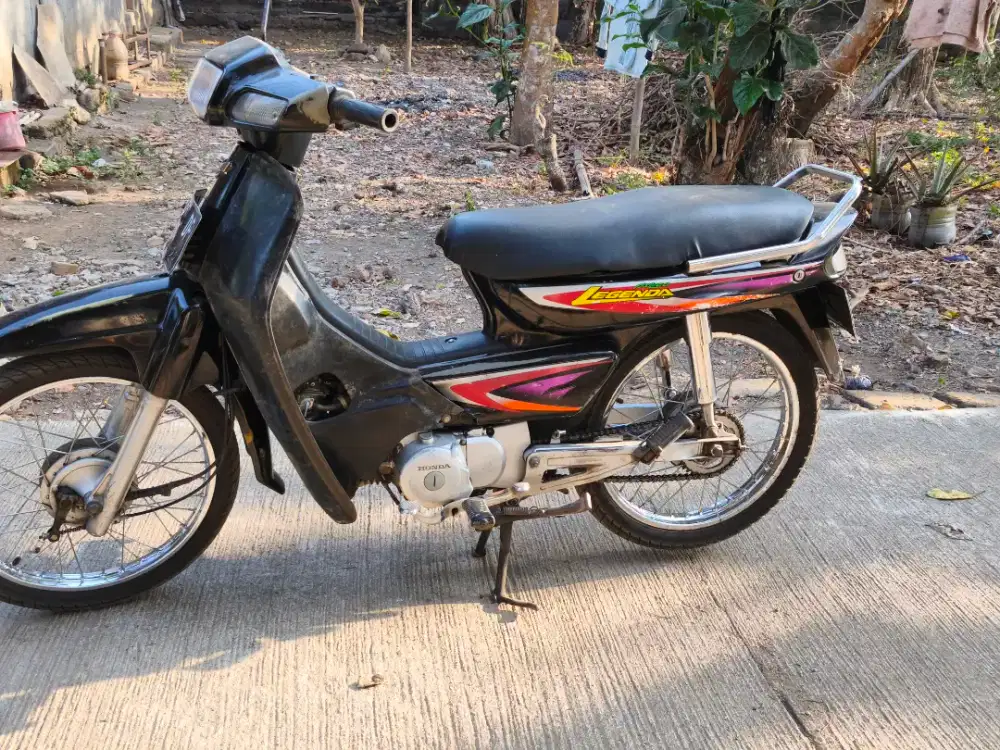Astrea Legenda tahun 2002