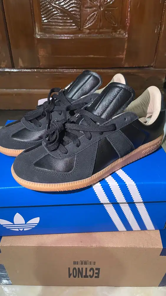 Adidas BW Army (Brand New With Tag)