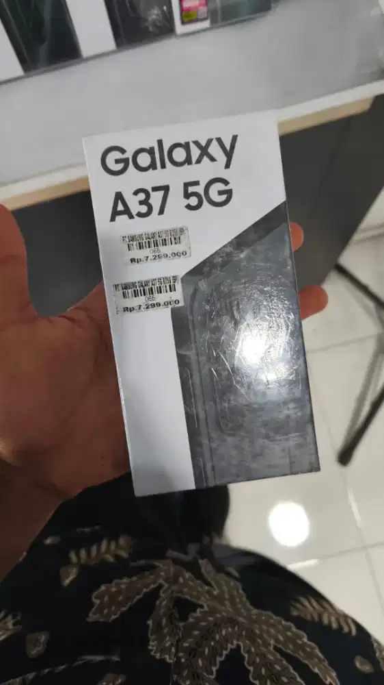 SAMSUNG A37 5G RAM 8/256 ROM