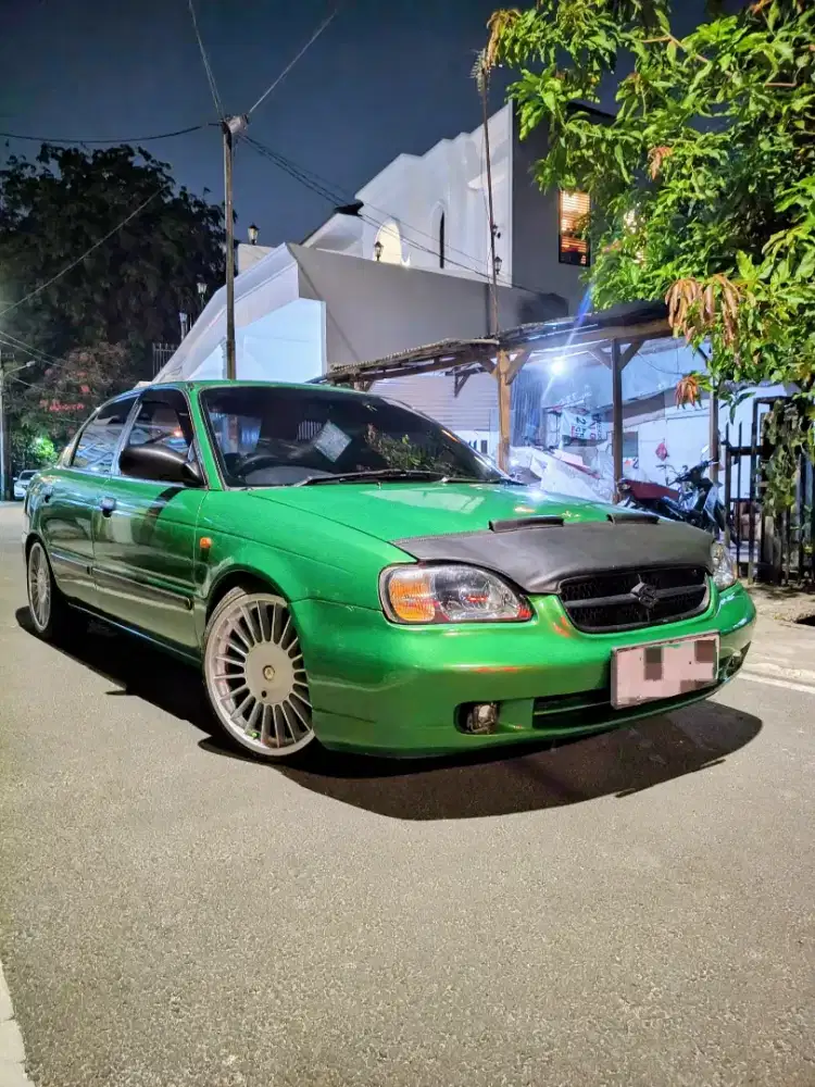 Suzuki Baleno 2000 Bensin