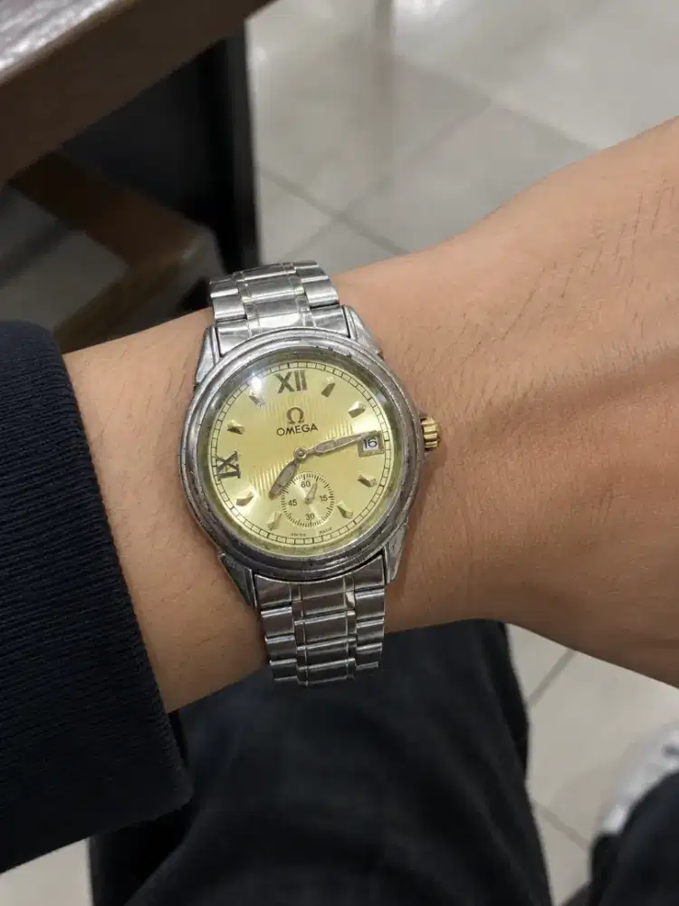 Jam Tangan Omega Automatic Vintage Gold Dial Roman Number Pria