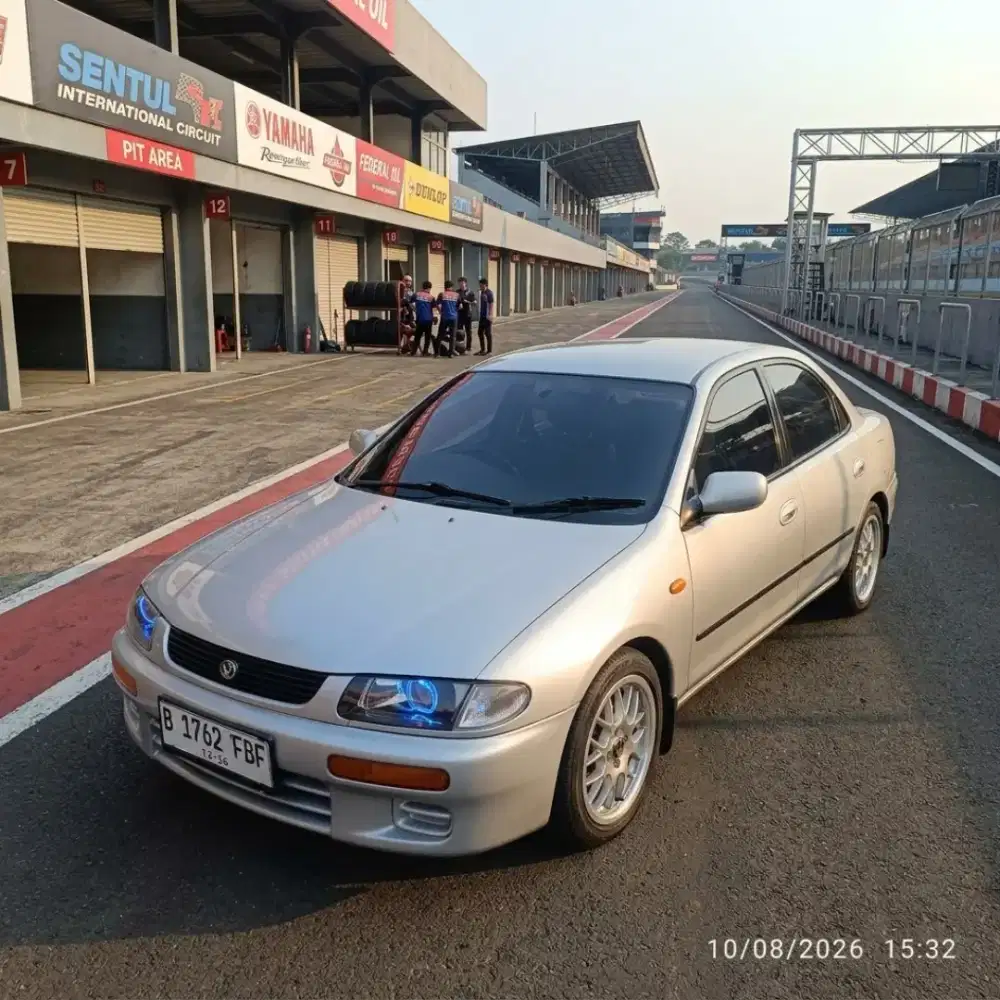Mazda 323 LANTIS