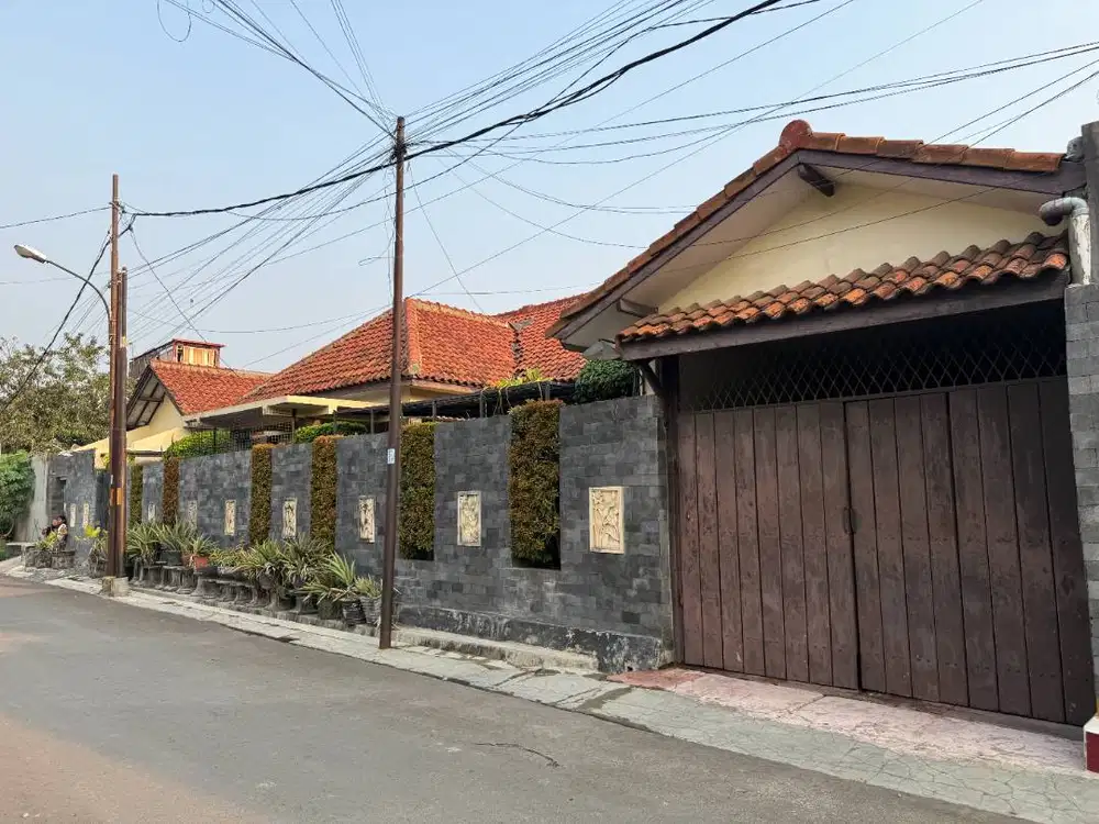 ASRI & SIAP HUNI! Rumah SHM 480m2 Pagebangan Cilegon - Full Furnished