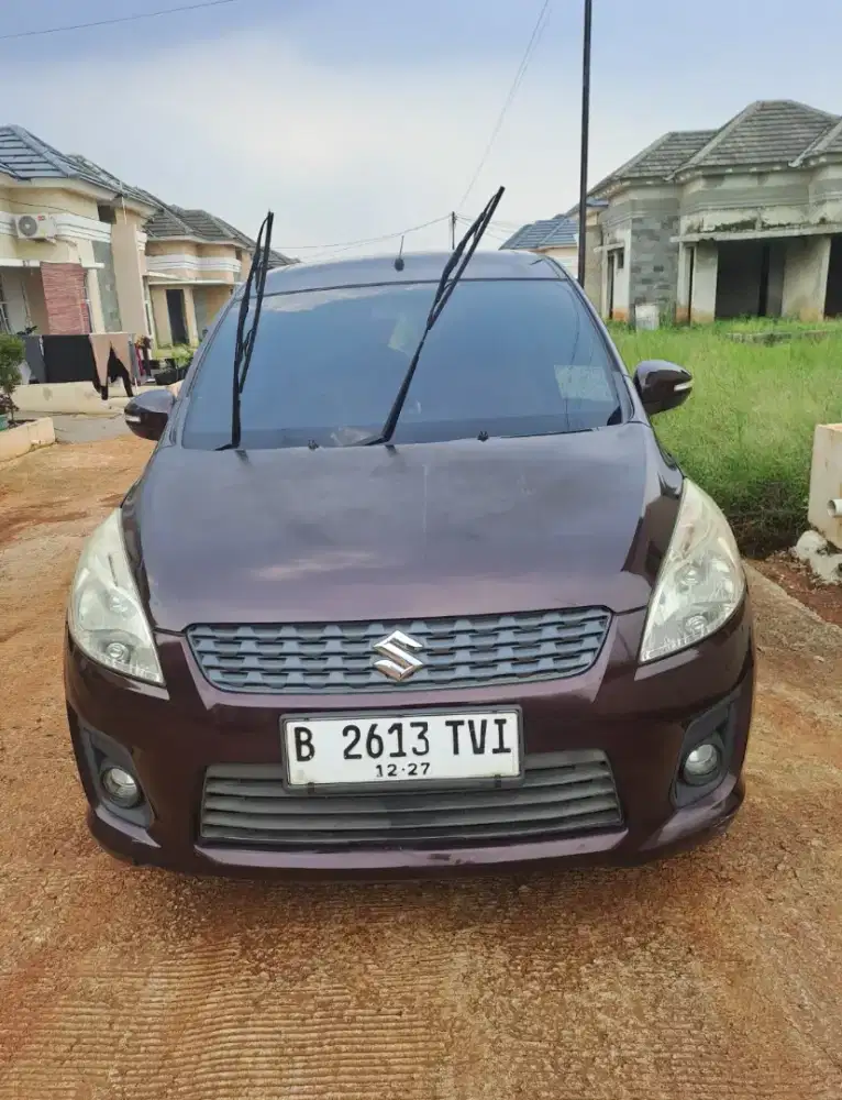 Suzuki ertiga 1.4 GX manual 2012 warna burgundy