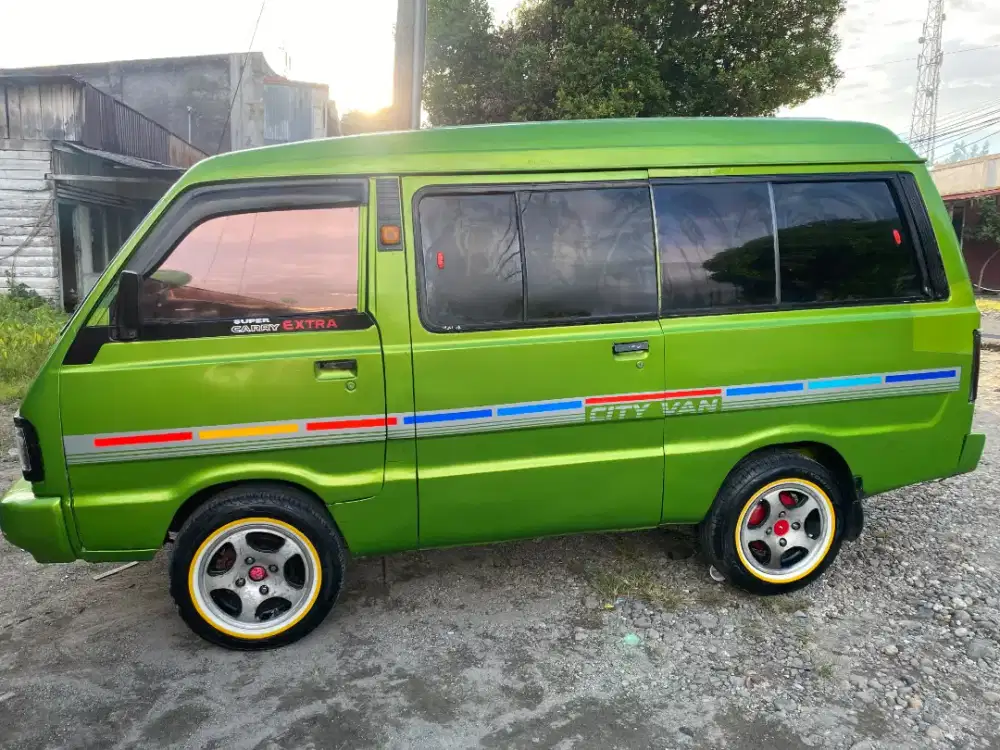 Jual santai,,mobil siap jalan jauh