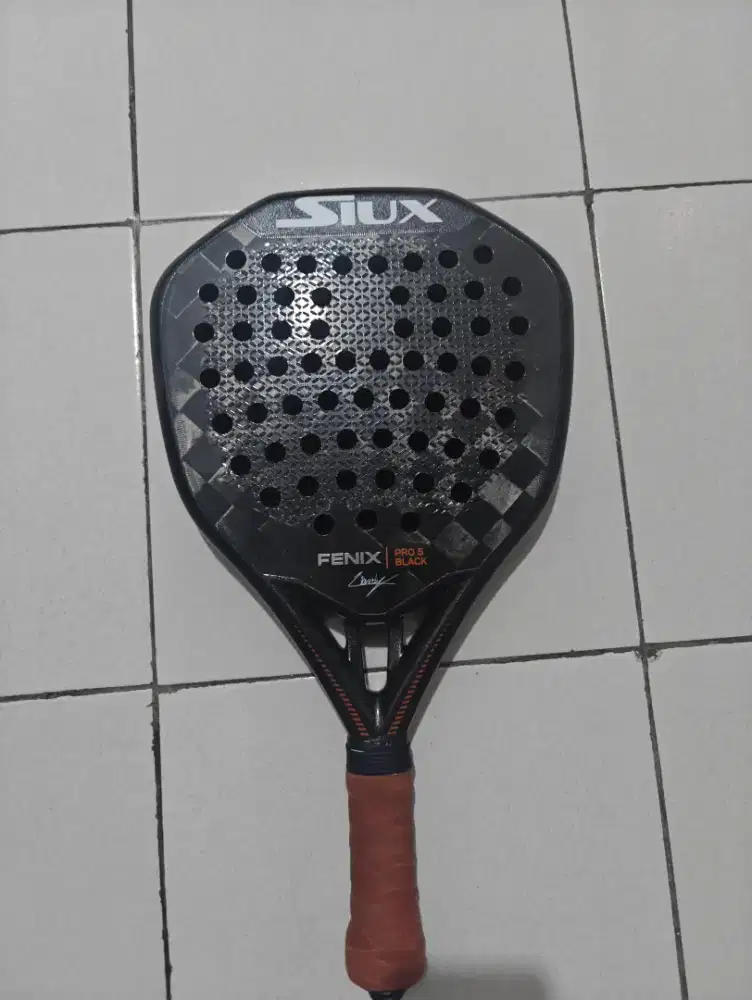 Dijual raket padel fenix 5 pro mulus