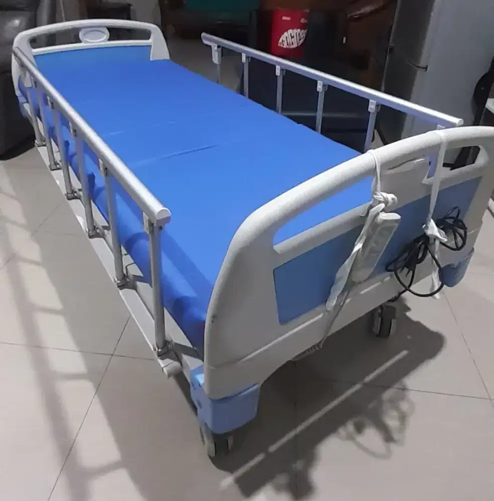 Bed Pasien Elektrik 4 crank (Otomatis) NEGO