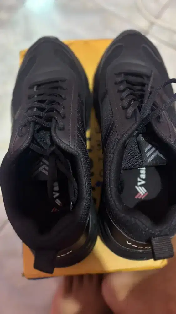 Sepatu Vascho Uk 38
