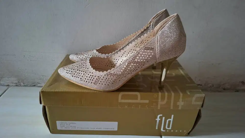 Heels Woman size 38